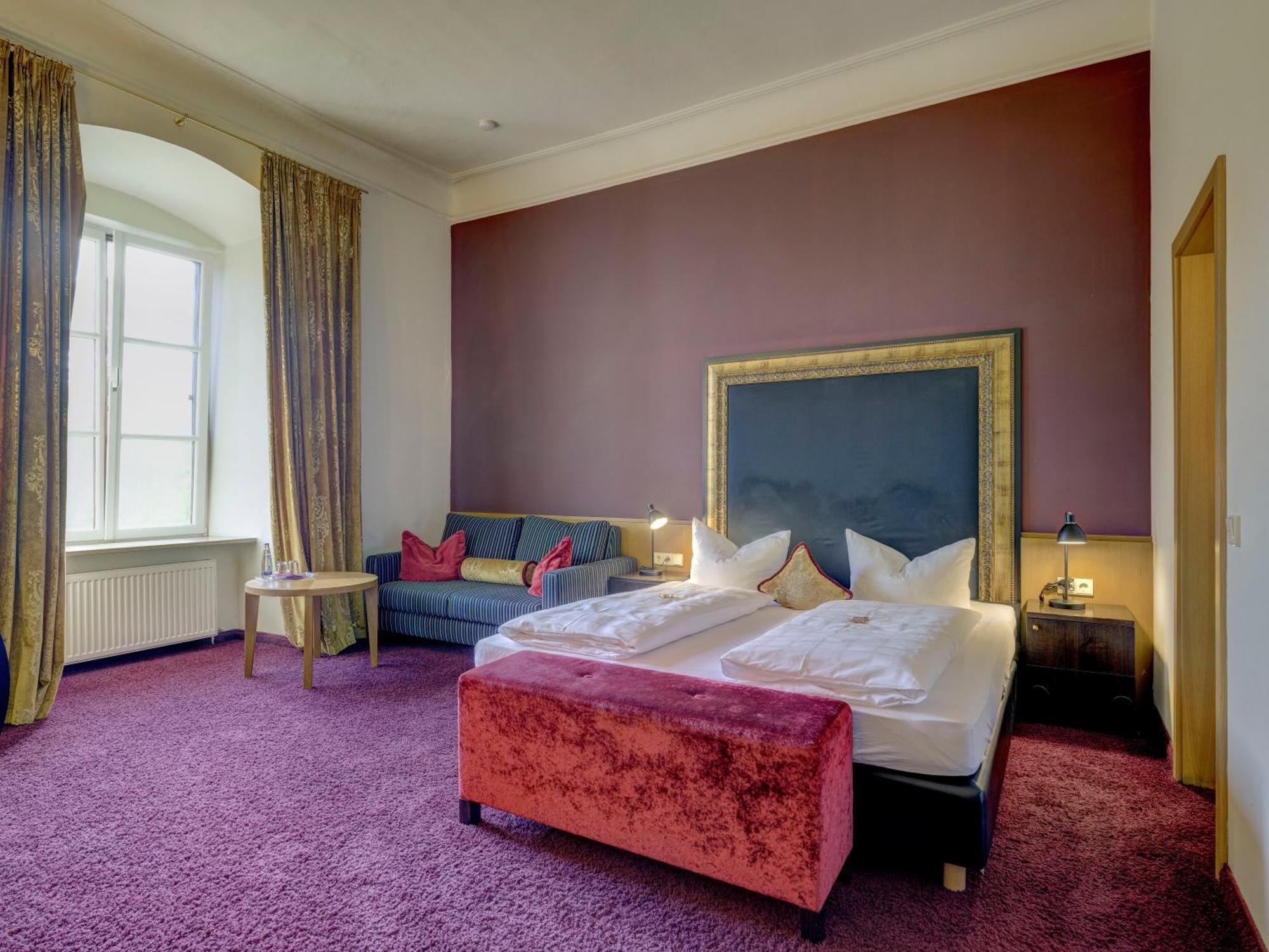 Klostergasthof Raitenhaslach 4*