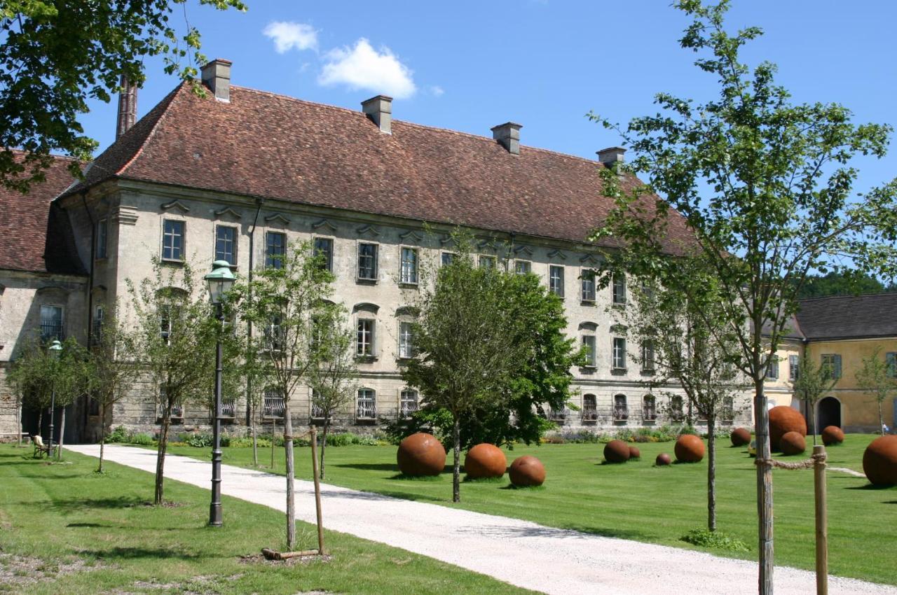 Klostergasthof Raitenhaslach Hotel