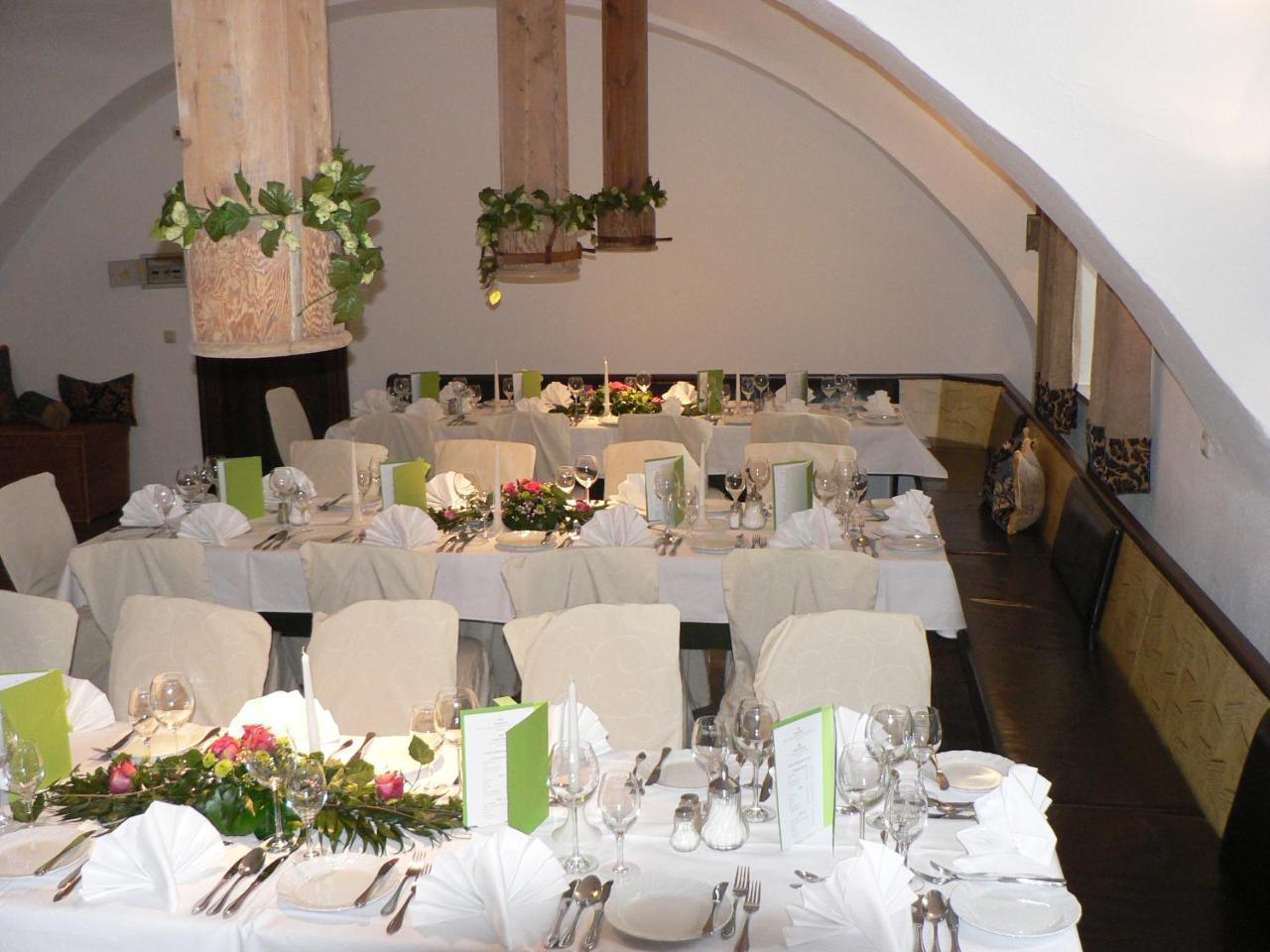 Klostergasthof Raitenhaslach 4*
